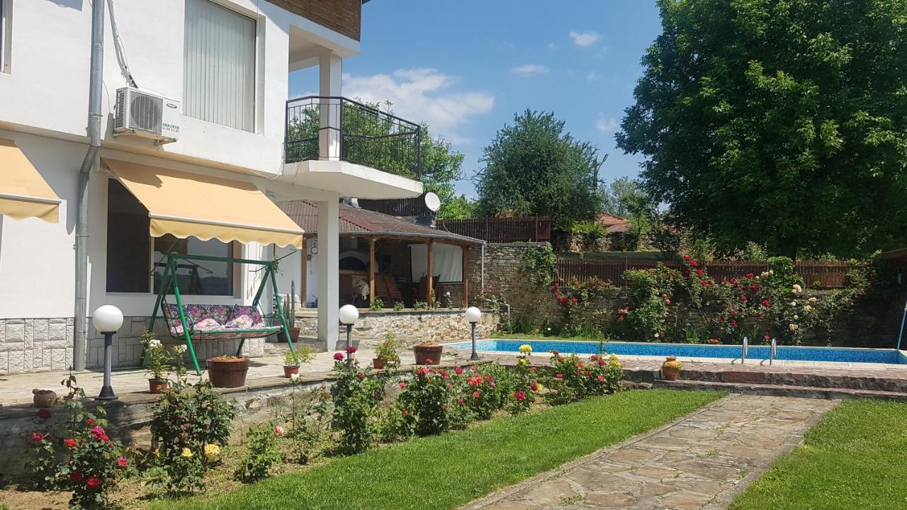 Rosarium Residence Guest House Dryanovo Exterior foto