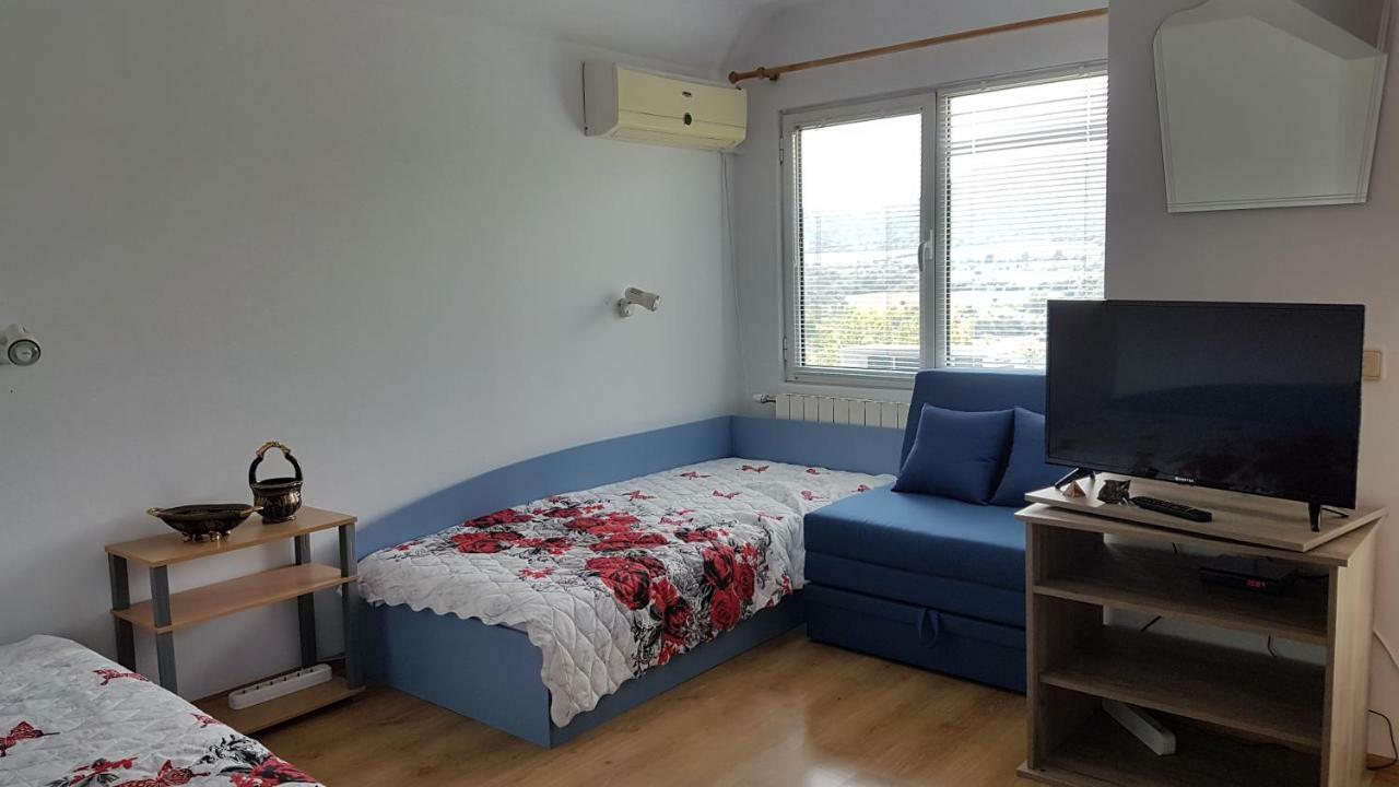 Rosarium Residence Guest House Dryanovo Exterior foto