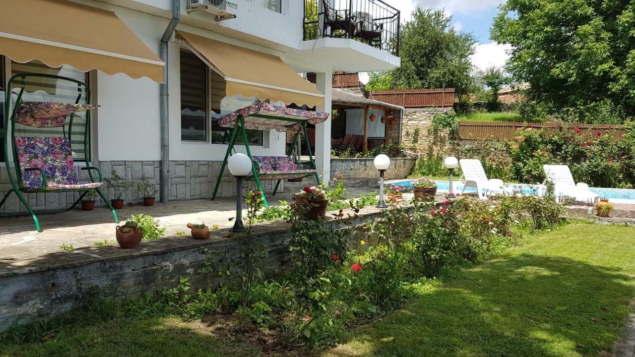 Rosarium Residence Guest House Dryanovo Exterior foto